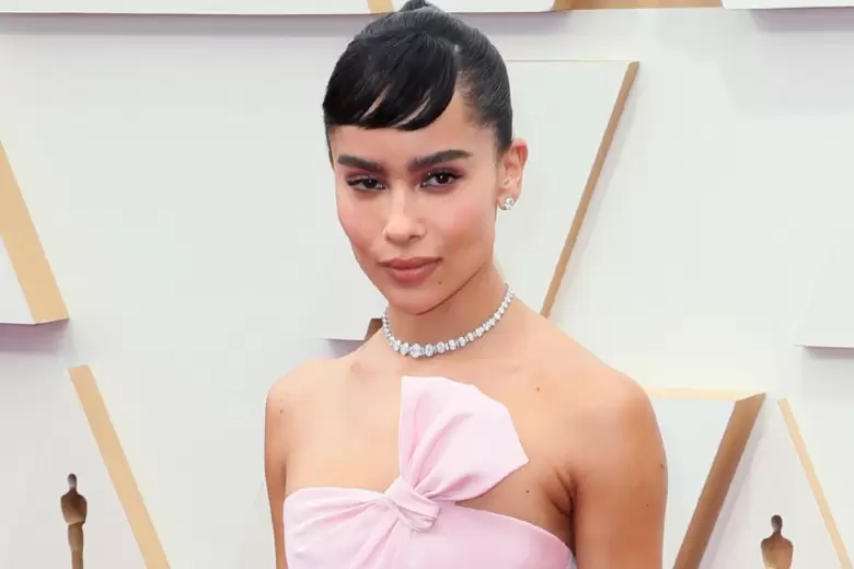 zoe kravitz cabello