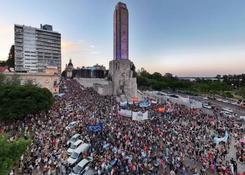 cacerolazo-rosario