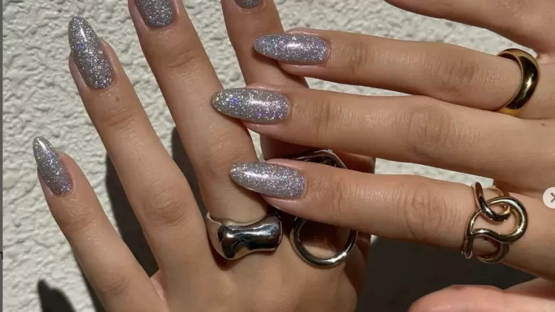unas glitter belleza