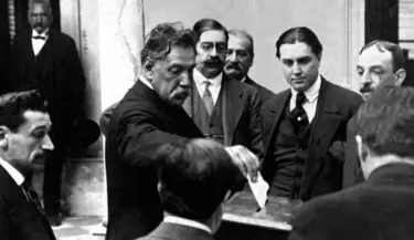 efemerides 10 de enero ley saenz pena