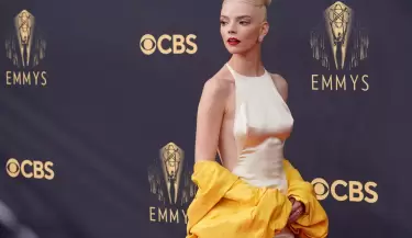 anya taylor joy moda alfombra