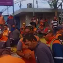 Tensin en Godoy Cruz: enfrentamientos entre la polica y empleados municipales