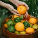 Descubre cmo hacer un fertilizante casero con vinagre de manzana para que tu planta de mandarinas explote de frutos