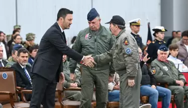 petri fuerza aerea