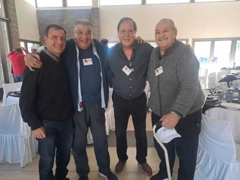 "Viejas glorias" del básquetbol
