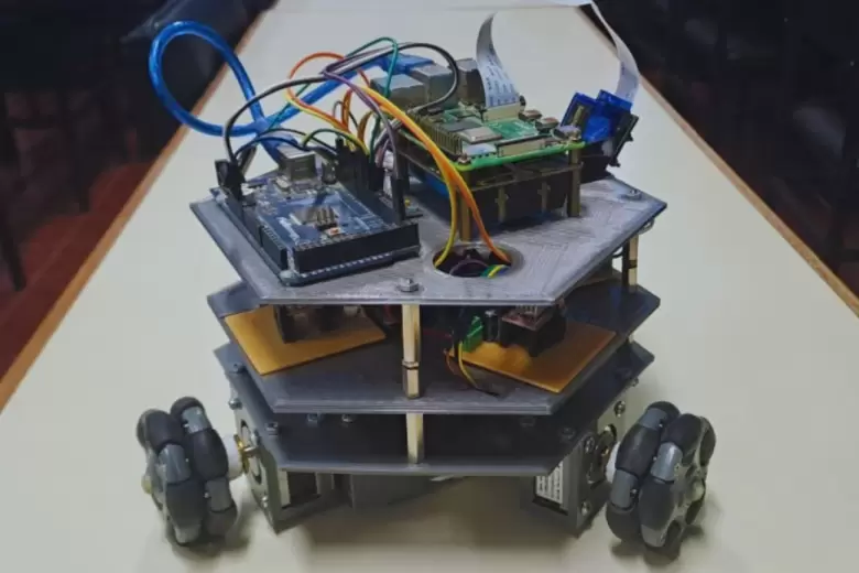 Robot para bsqueda y rescate de elementos peligrosos