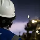 Mendoza avanza en la transformaci�n petrolera: YPF cede seis �reas clave