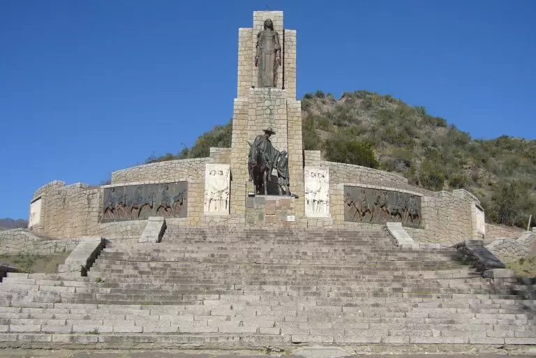 manzano-historico-tunuyan-768x513