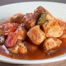 As� se hace la receta ideal de pollo agridulce en poco tiempo