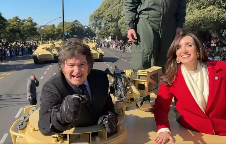 milei tanque2