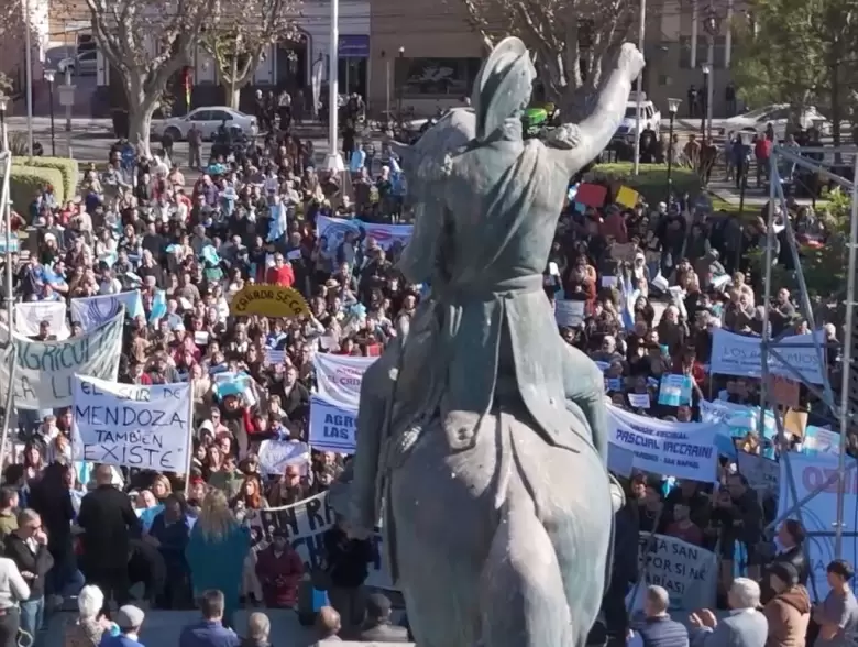 manifestaci�n san rafael antigranizo