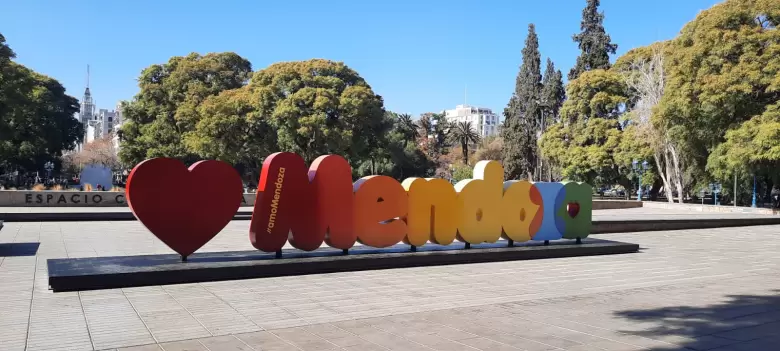 mendoza-plaza-independencia
