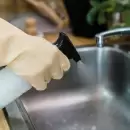 En pocos pasos, descubre el truco para hacer un desengrasante casero para limpiar tu cocina