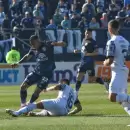 Con gol de Villa, Independiente Rivadavia venci� al Rojo en Mendoza