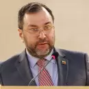 El canciller venezolano llamó a Milei "nazi nauseabundo"