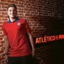 La cinematogr�fica presentaci�n de Juli�n �lvarez en el Atl�tico Madrid: "Expectativas muy altas"