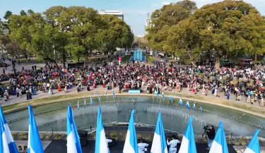 HOMENAJE A SAN MART�N PLAZA INDEPENDENCIA