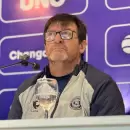 Alfredo Berti se puso otra vez el buzo de DT en la Lepra: "Estoy muy feliz de estar de vuelta"