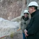 Las impactantes im�genes de la descarga de agua que se hizo en el dique Potrerillos