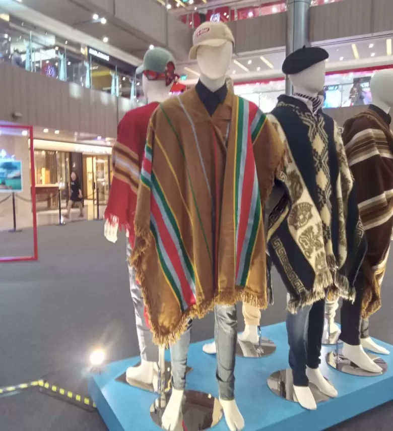 ponchos1-1