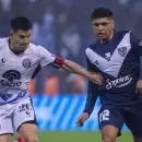 (Videos) En el debut de Alfredo Berti, Independiente Rivadavia perdi� por goleada ante V�lez