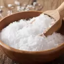 El mejor truco casero con sal como abono para las plantas de tu jard�n