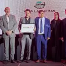 Las Heras distingui� a las pymes del departamento y confirm� que eliminar� el pago de aforos