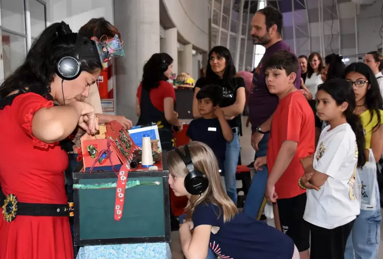 FERIA DEL LIBRO