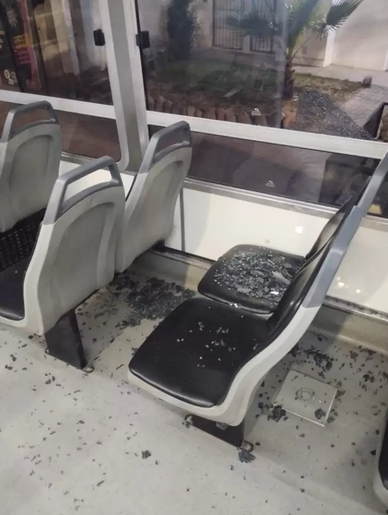 colectivo vandalizado