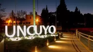 uncuyo noche