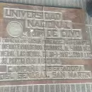Una madre denunci� a sus hijos por robar una enorme placa de bronce en Uspallata y fueron detenidos