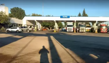 Estaci�n de Servicio Eloy Guerrero
