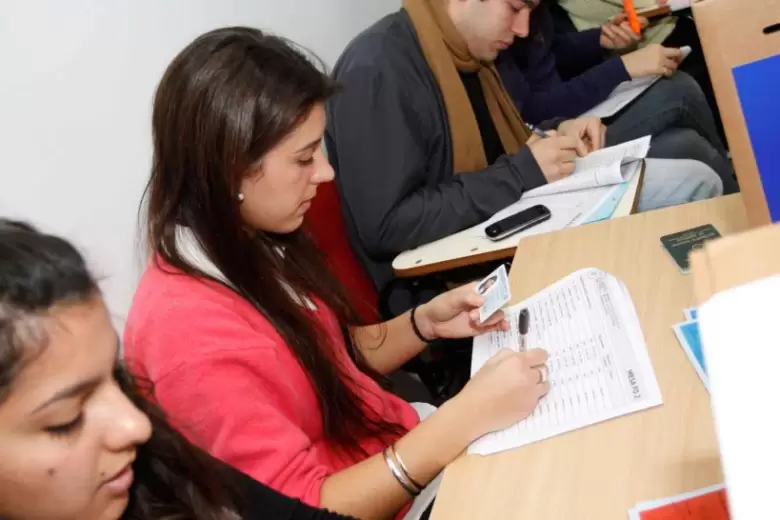 Elecciones en Filosofia y Letras