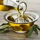 La Anmat prohibió la elaboración y venta de dos aceites de oliva por carecer de registros sanitarios