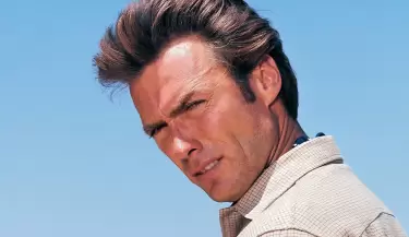 Aclamada por la cr�tica, "Jurado N� 2" de Clint Eastwood enfrenta obst�culos de distribuci�n