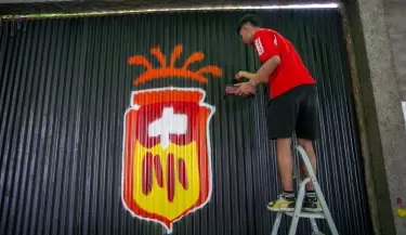 infractor reparando danos