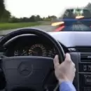 C�mo autorizar a otra persona para manejar tu auto y evitar sanciones en controles