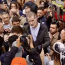 Atacaron con barro en Valencia al presidente Pedro S�nchez y a los reyes Felipe y Letizia