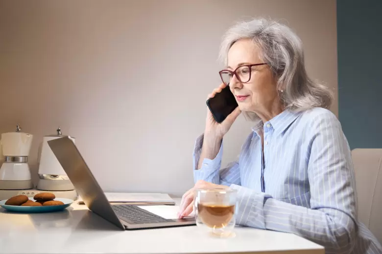 adultos mayores estafas