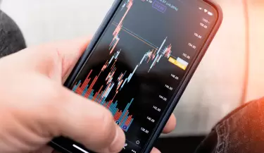 ECONOM�A FINANZAS