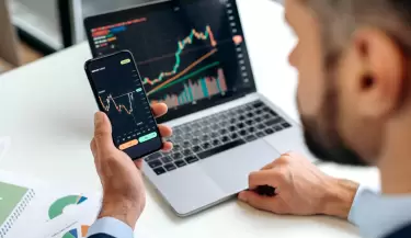 ECONOM�A FINANZAS
