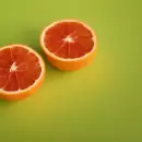Conoc� c�mo hacer un aromatizante casero de c�tricos y romero