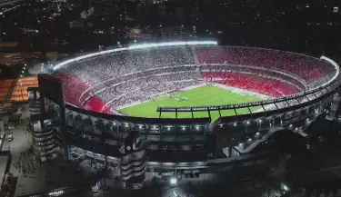 monumental river