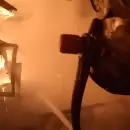 El impactante video en primera persona de un bombero: As� es el escenario cotidiano al que se enfrentan d�a a d�a