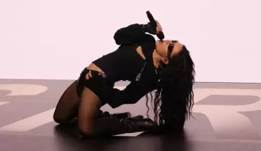 charli xcx times square