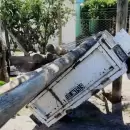 Una mujer muri� aplastada en Jun�n por troncos que se cayeron de un trailer remolcado por una camioneta