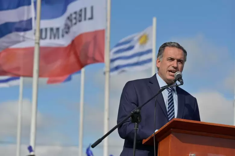 yamandu-orsi-gentileza-intendencia-de-canelones-uruguay