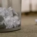 Conoc� qu� especia colocar en tu cesto de basura para evitar gusanos
