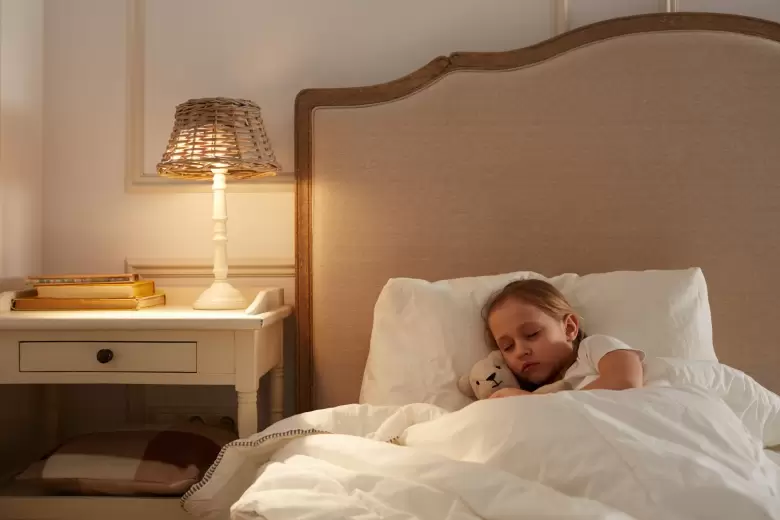 dormir con la luz encendida