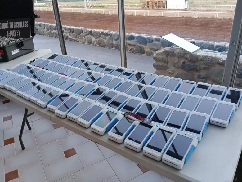Posnet listos para hacer las recargas
